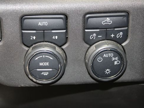 Used 2022 Chevrolet Silverado 1500 LT w/ Protection Package image 25