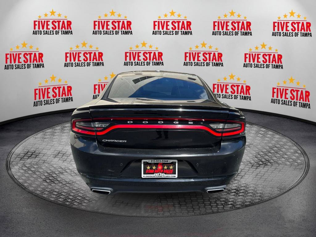 Used 2015 Dodge Charger SE w/ Sport Appearance Group RWD image 6