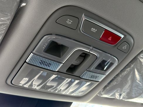 New 2025 Kia Telluride S image 31