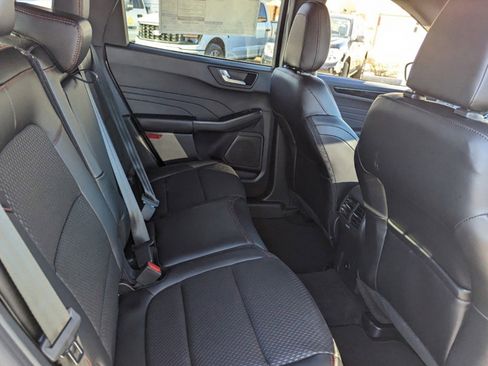 New 2025 Ford Escape Active image 38