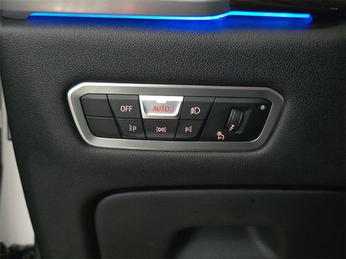 Used 2023 BMW X5 xDrive45e image 27