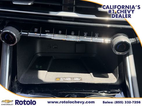Used 2025 Chevrolet Traverse LT FWD image 22