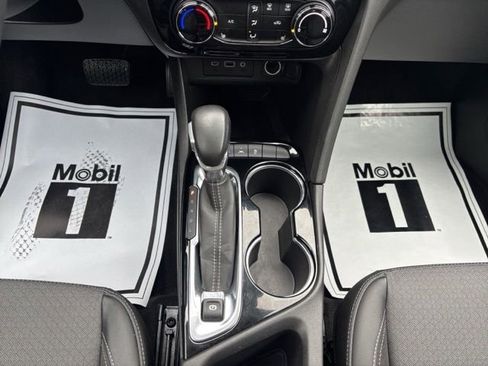 Used 2022 Buick Encore GX Preferred w/ Cold Weather Comfort Package image 14