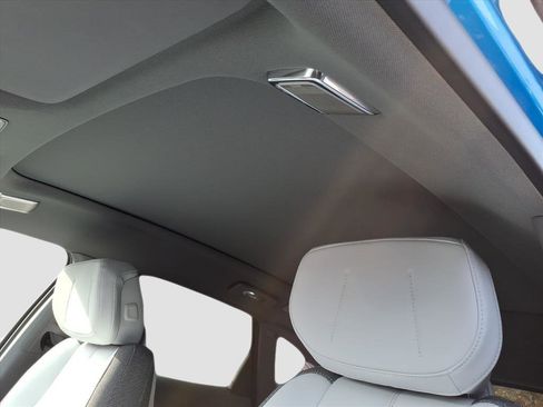 New 2026 Cadillac Optiq Luxury 1 image 13