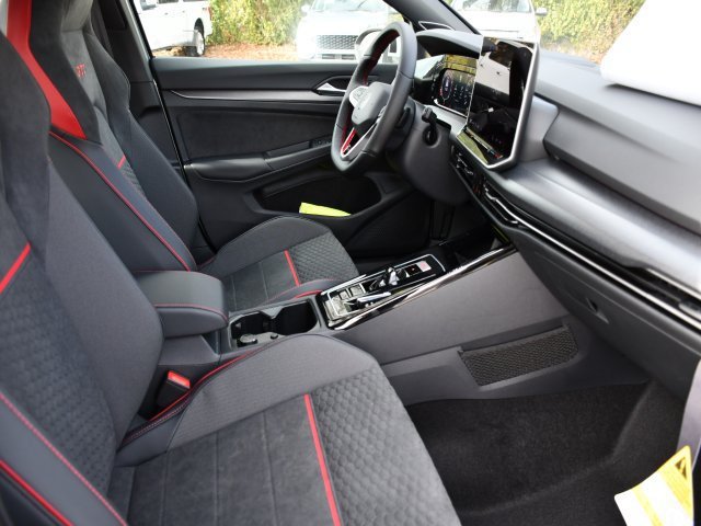 New 2026 Volkswagen GTI SE FWD image 31