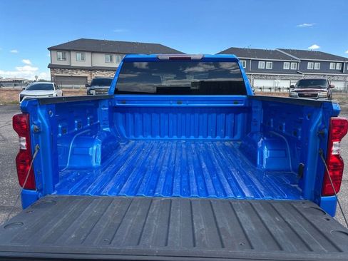 Used 2025 Chevrolet Silverado 1500 LT AWD/4WD image 16
