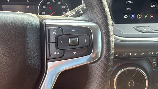 Used 2025 Chevrolet Blazer LT FWD image 18