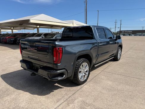 Used 2020 GMC Sierra 1500 Denali w/ Denali Ultimate Package AWD/4WD image 7