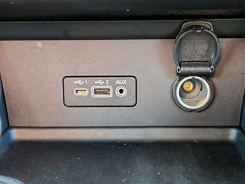 Used 2021 Nissan Sentra SR image 24