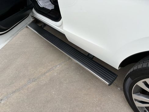 Certified 2020 Ford Expedition Platinum image 15