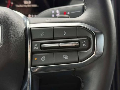 Used 2024 GMC Acadia Elevation w/ Trailering Package AWD/4WD image 25