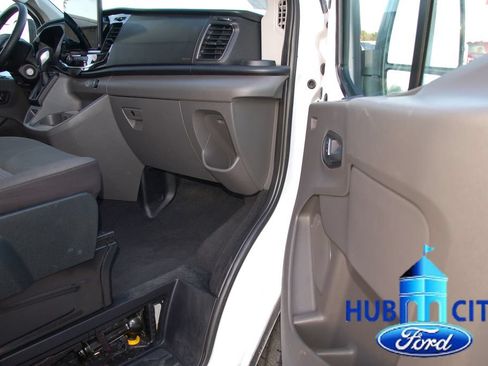 Used 2024 Ford Transit 350 XLT RWD image 15