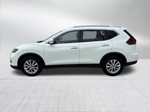Used 2020 Nissan Rogue SV image 4