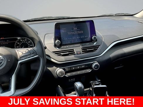 Used 2021 Nissan Altima 2.5 SV FWD image 11