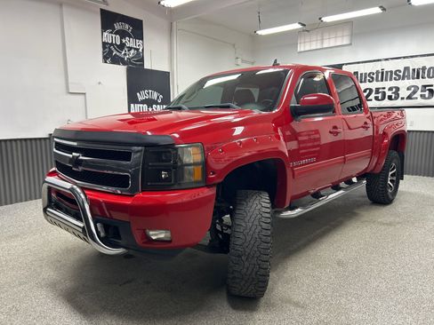 Used 2009 Chevrolet Silverado 1500 LTZ w/ LTZ Plus Package image 3
