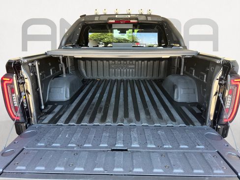 Used 2025 GMC Sierra 1500 Denali Ultimate AWD/4WD image 12