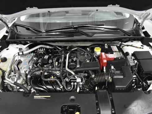 Certified 2023 Nissan Sentra SV image 31