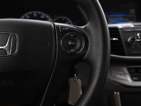 Used 2013 Honda Accord LX image 25