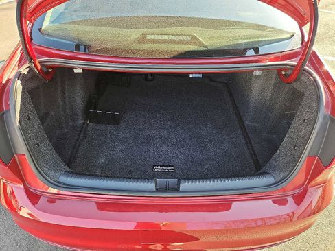 Used 2016 Volkswagen Jetta SE FWD image 27