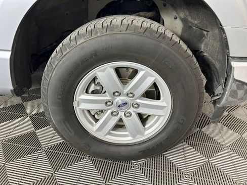 Used 2023 Ford F150 XLT w/ Trailer Tow Package image 6