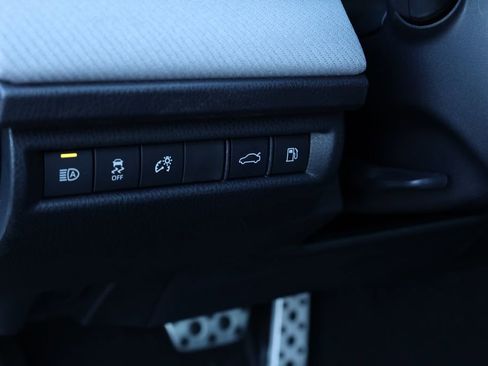 Used 2026 Toyota Camry SE image 23