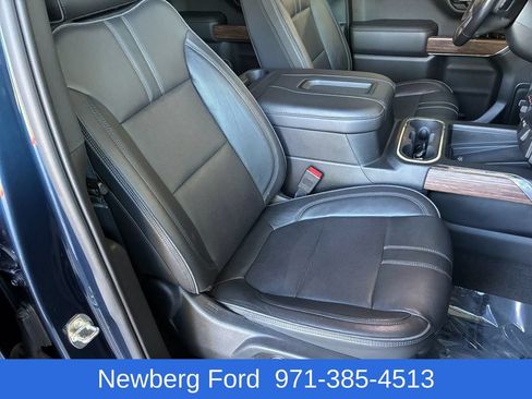 Used 2020 Chevrolet Silverado 1500 High Country w/ Technology Package AWD/4WD image 30