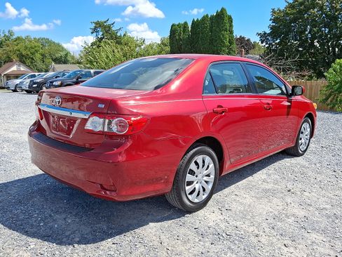 Used 2013 Toyota Corolla LE image 7
