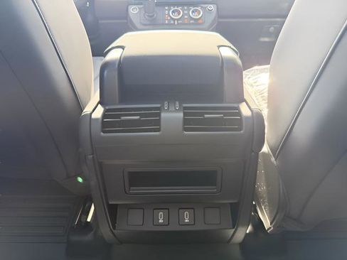 New 2026 Land Rover Defender 110 S image 32