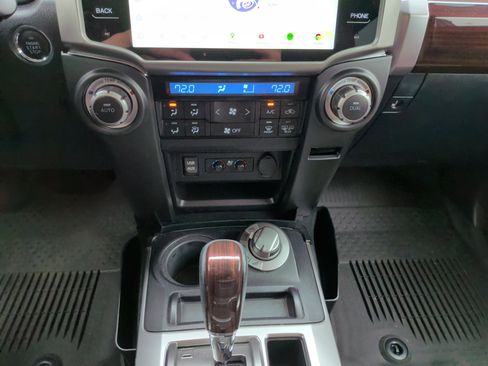 Used 2018 Toyota 4Runner Limited image 23