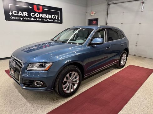 Used 2016 Audi Q5 2.0T Premium Plus w/ Technology Package image 2