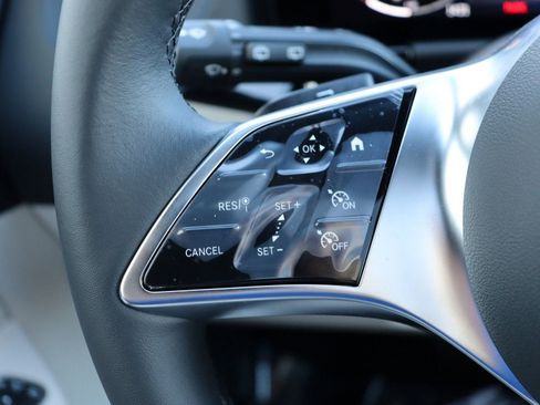 New 2025 Mercedes-Benz GLA 250 image 15