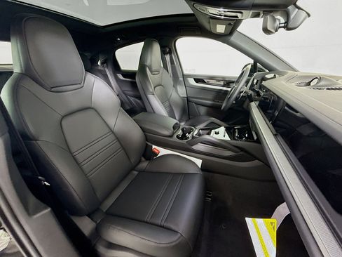 Certified 2026 Porsche Cayenne S image 21