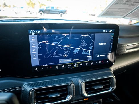 Used 2024 Ford Mustang GT Premium image 24