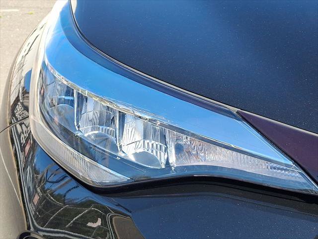 Certified 2022 Toyota C-HR XLE FWD image 27