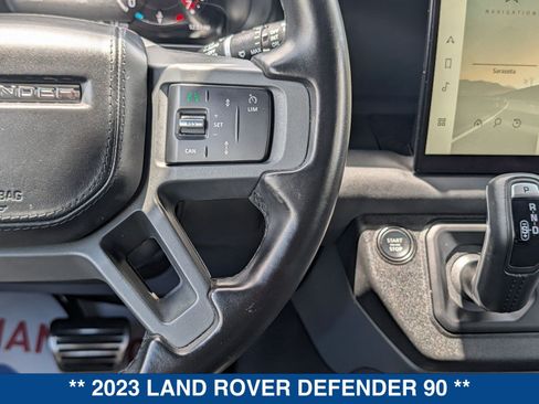 Used 2023 Land Rover Defender 90 X AWD/4WD image 23