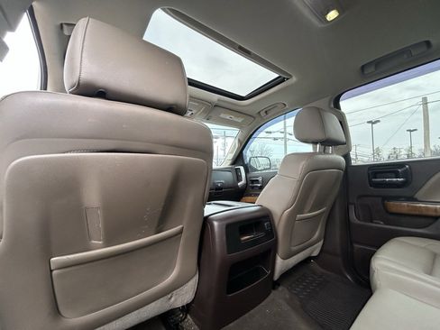 Used 2014 GMC Sierra 1500 SLT w/ SLT Crew Cab Value Package image 30