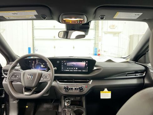 New 2026 Buick Envista Preferred image 10