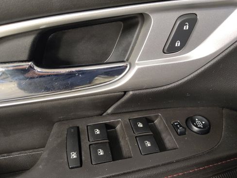 Used 2015 GMC Terrain SLE FWD image 27
