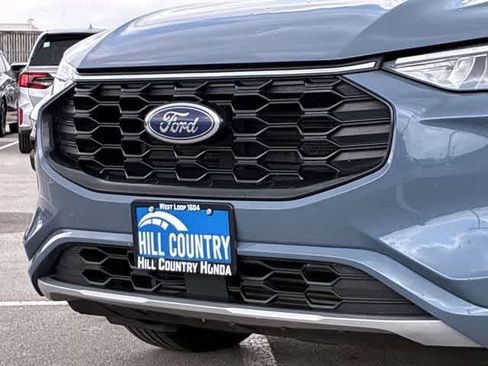 Used 2024 Ford Escape ST-Line FWD image 12