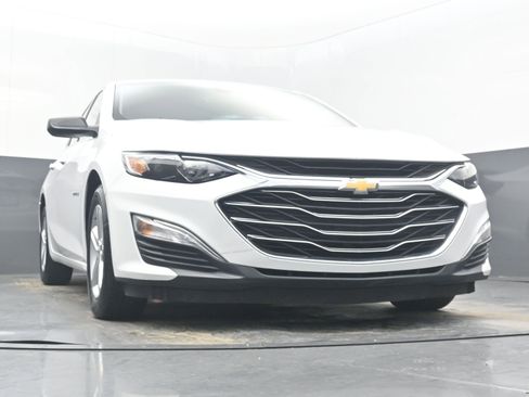 Used 2021 Chevrolet Malibu LS image 24