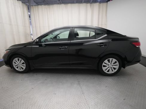 Certified 2022 Nissan Sentra S w/ Trunk Package FWD image 23