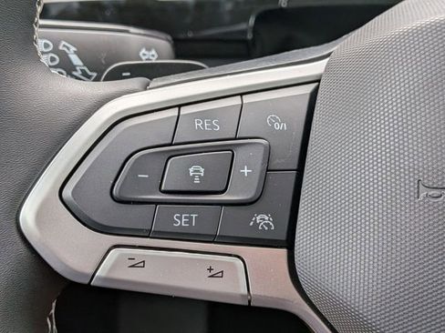 New 2026 Volkswagen Atlas SE FWD image 26