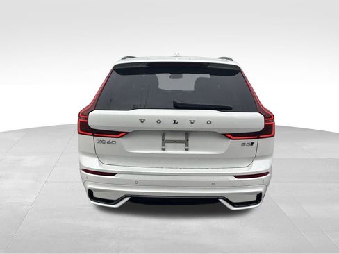 New 2026 Volvo XC60 B5 Plus w/ Climate Package AWD/4WD image 5