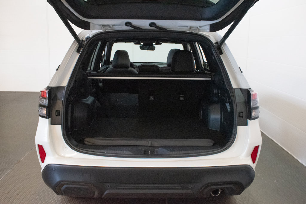 Used 2026 Subaru Forester Limited AWD/4WD image 26