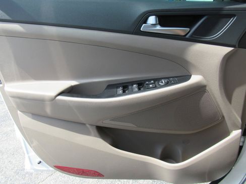 Used 2020 Hyundai Tucson SE FWD image 21