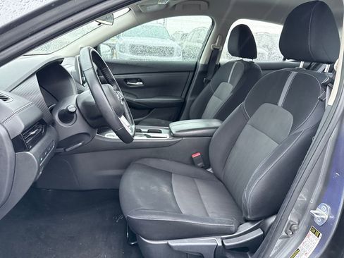 Used 2021 Nissan Sentra SV w/ Trunk Package image 18