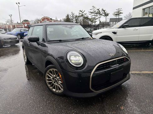 Used 2025 MINI Cooper S image 2