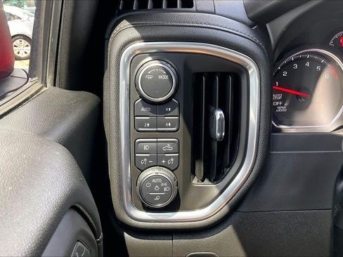 Used 2020 Chevrolet Silverado 1500 RST w/ Rally Edition AWD/4WD image 32