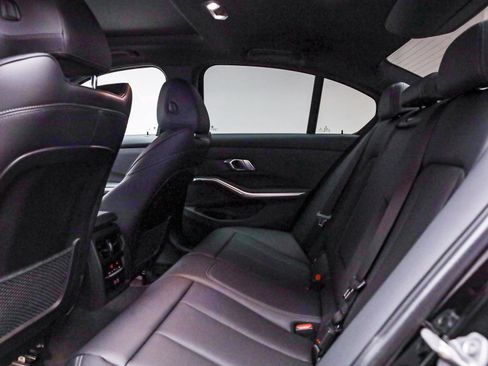 Used 2023 BMW 330i Sedan w/ M Sport Package image 20