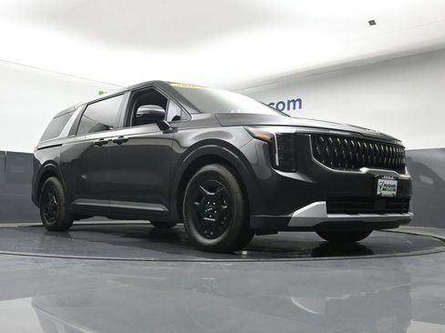 Used 2026 Kia Carnival LX FWD image 22